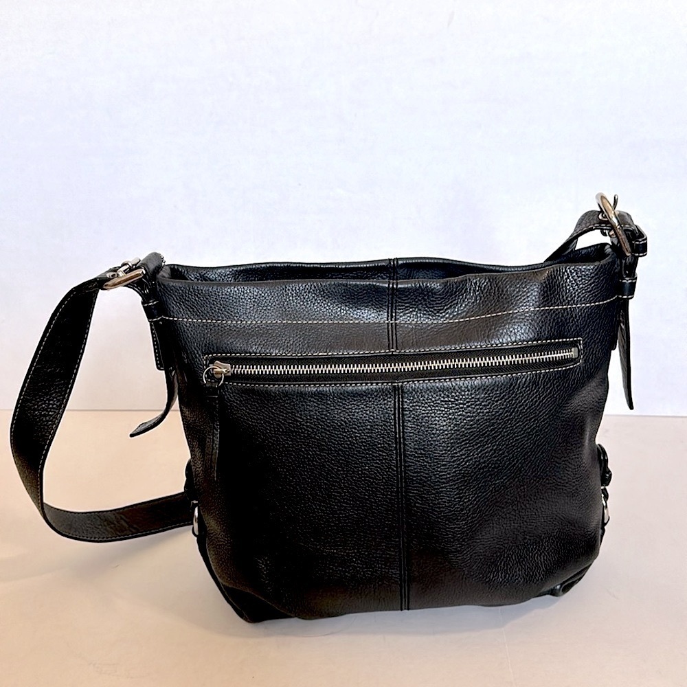 Coach pebbled leather crossbody black with silver hardware blue lining EUC - Picture 4 of 13